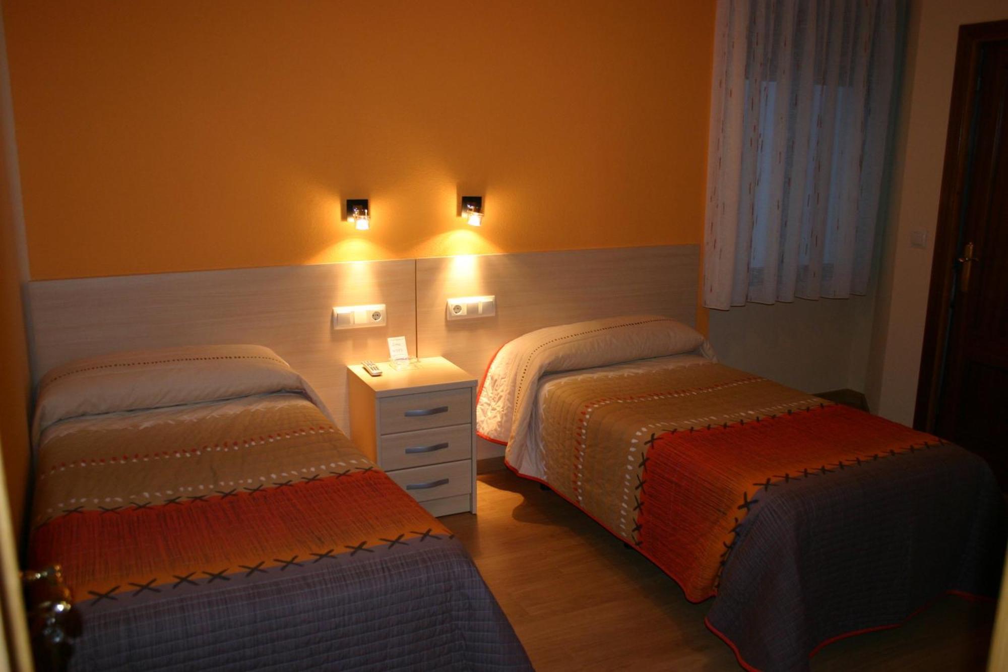 Hostal Hispanico I سلامنكا المظهر الخارجي الصورة