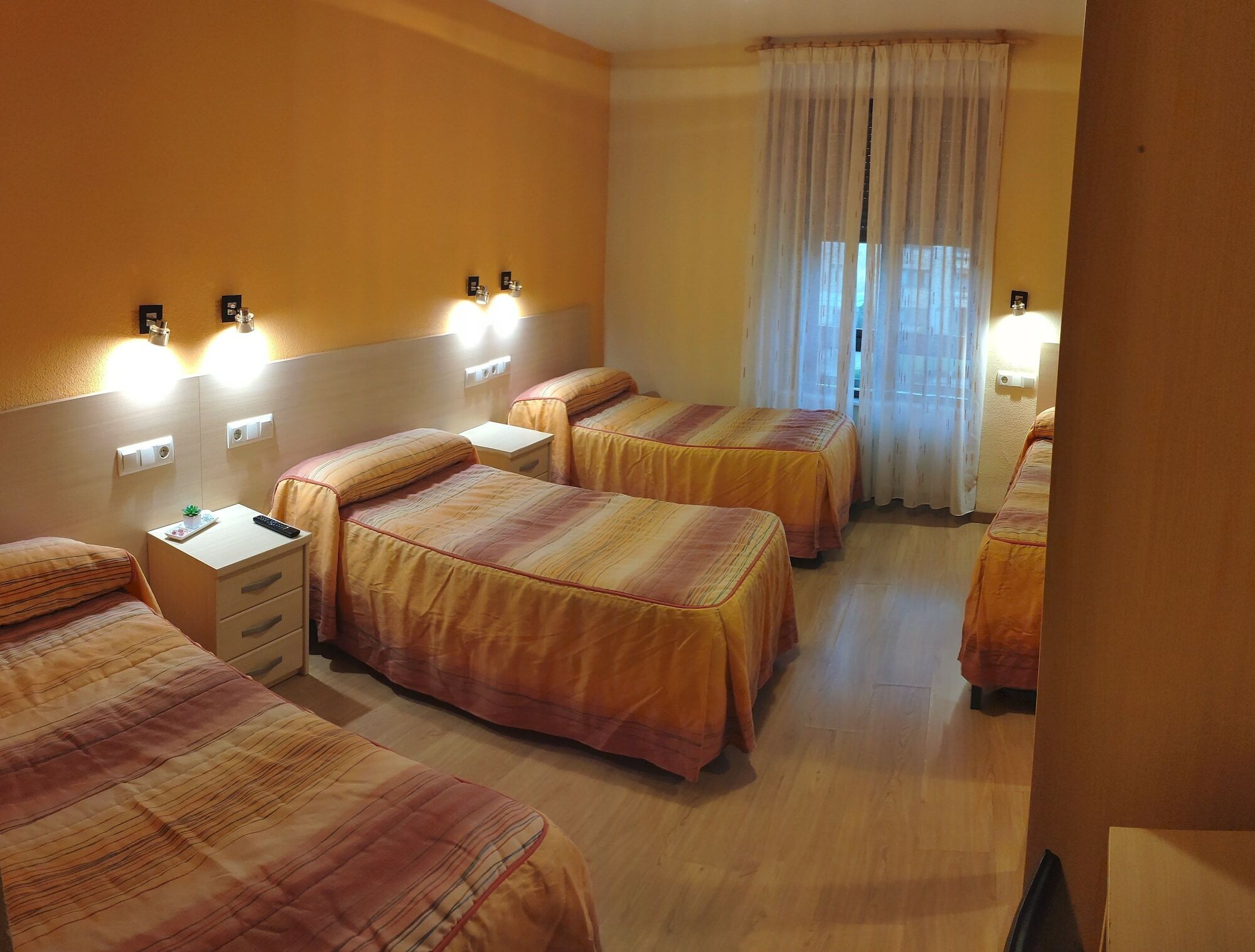 Hostal Hispanico I سلامنكا المظهر الخارجي الصورة